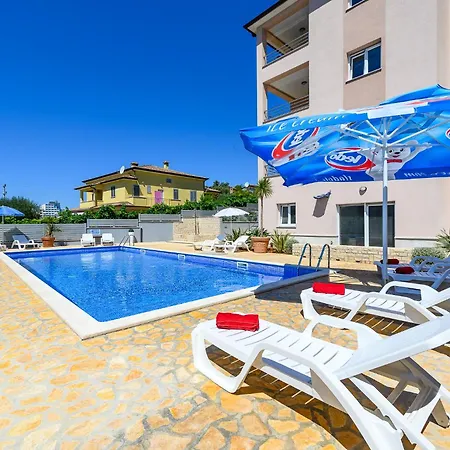 Apartment Stancija Amorozo 5 Ap 2 *