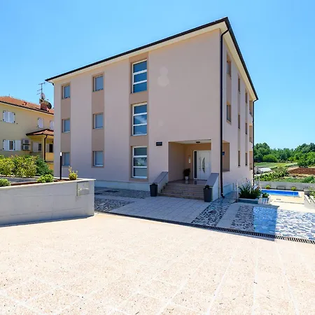 Stancija Amorozo 5 Ap 2 Lejlighed Poreč